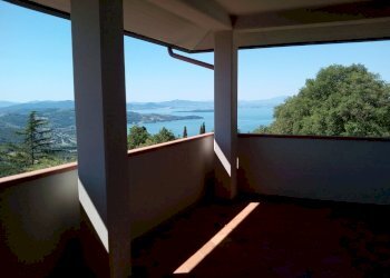 Grande terrazzo panoramico - Villa Strada Provinciale 142 32, Passignano sul Trasimeno - foto 4