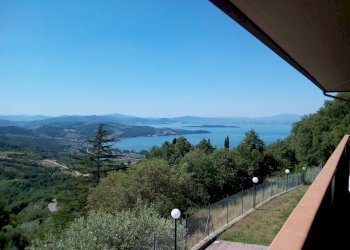Vista Lago Trasimeno dal terrazzo - Villa Strada Provinciale 142 32, Passignano sul Trasimeno - foto 9