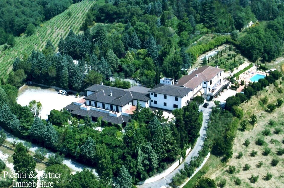 01.jpg - Albergo - Struttura ricettiva Magione - foto 1