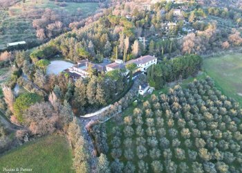 03.jpg - Albergo - Struttura ricettiva Magione - foto 3