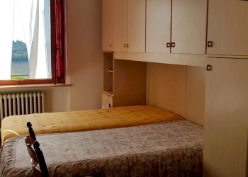 22.jpg - Portion of a house Via Etruria, Castiglione del Lago - photo 23