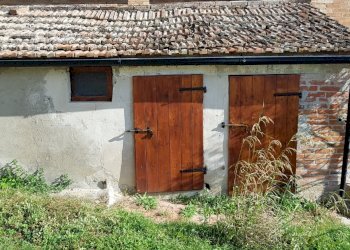 27.jpg - Portion of a house Via Etruria, Castiglione del Lago - photo 27