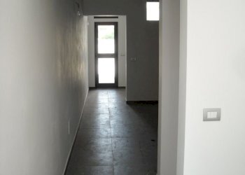 DSCN0148.JPG - Locale Commerciale Agliana - foto 4