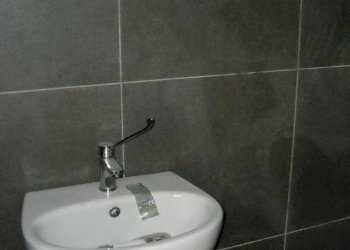 DSCN0143.JPG - Locale Commerciale Agliana - foto 8