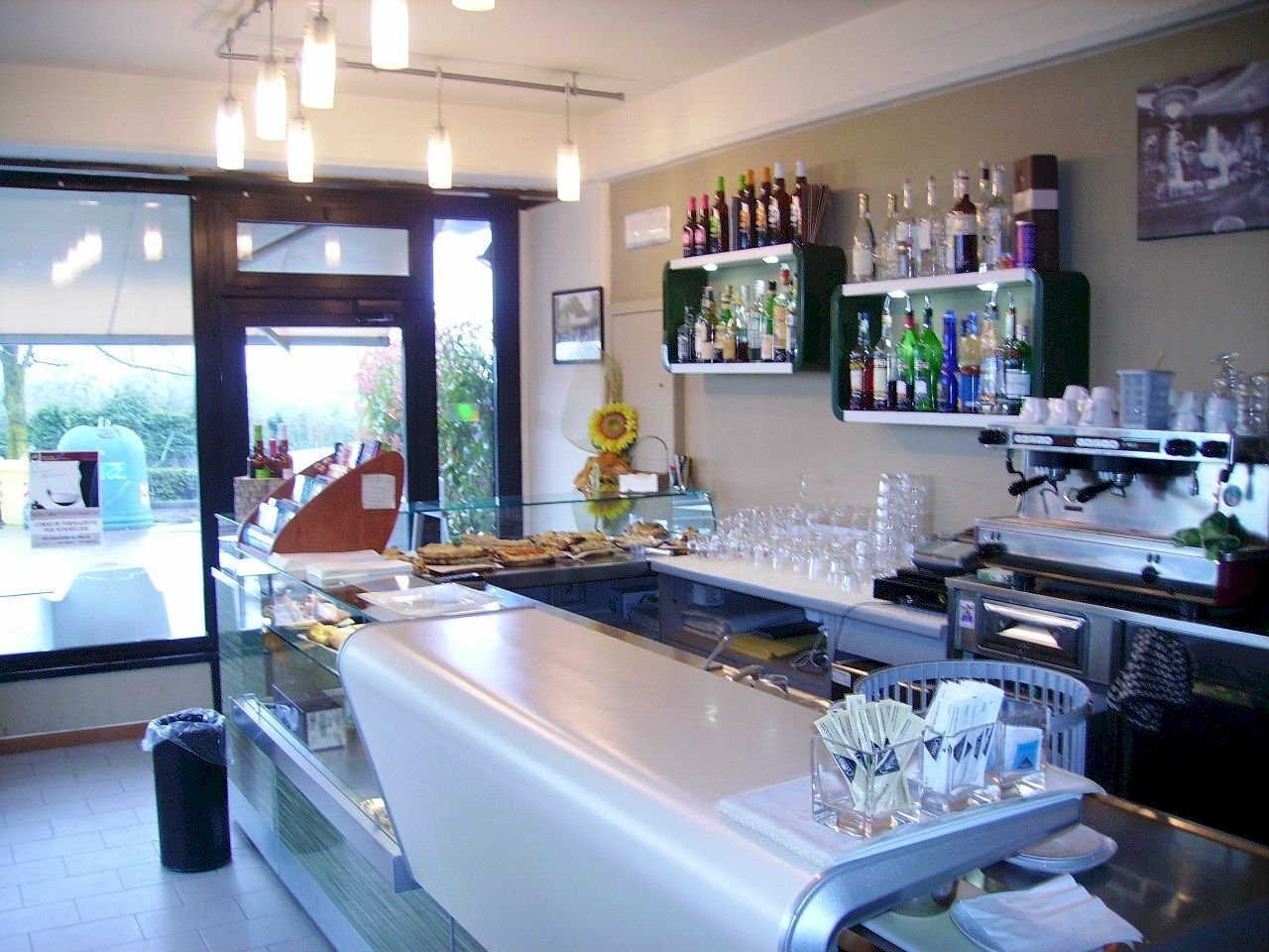 PICT0011.JPG - Bar Tavola Calda - Fredda Montale - foto 1