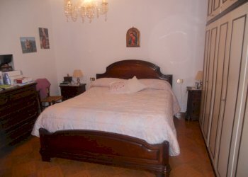 camera.JPG - Three-family Villa Via Marciano, Castelnuovo Magra - photo 3