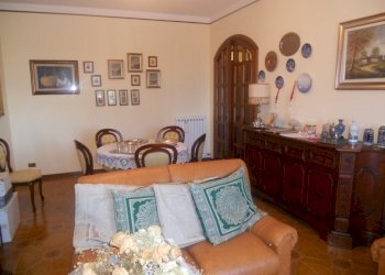 sala.JPG - Three-family Villa Via Marciano, Castelnuovo Magra - photo 10