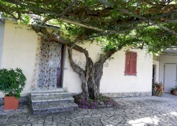 327828027.jpg - Three-family Villa Via Marciano, Castelnuovo Magra - photo 15