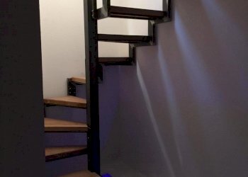 4.jpg - Agenzia Intermediazioni Immobiliari Via Salicello 15, Castelnuovo Magra - foto 5