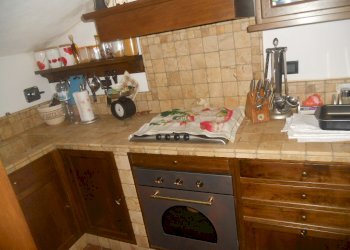 DSCN7230.jpg - Villa Via dei Pini 40, Castelnuovo Magra - foto 5
