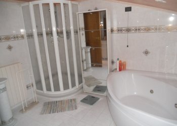 DSCN7235.jpg - Villa Via dei Pini 40, Castelnuovo Magra - foto 10
