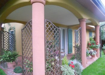 DSCN5788.jpg - Casa semi indipendente Via Caffaggiola 37, Luni - foto 1