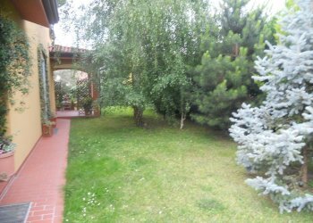 DSCN5785.jpg - Casa semi indipendente Via Caffaggiola 37, Luni - foto 8