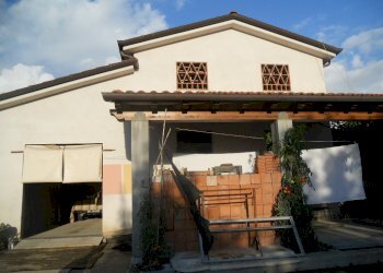 DSCN7525.jpg - Villa Via Canale 118, Castelnuovo Magra - photo 3