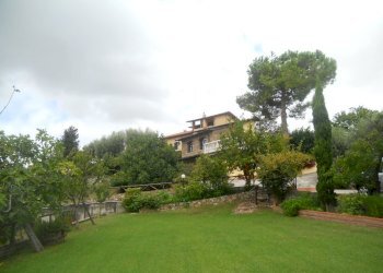 DSCN5162.jpg - Villa Via Palvotrisia 92, Castelnuovo Magra - photo 5