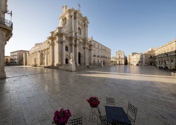 Piazza-Duomo.-Siracusa.jpg - Appartamento Via Consiglio Reginale, Siracusa - foto 1