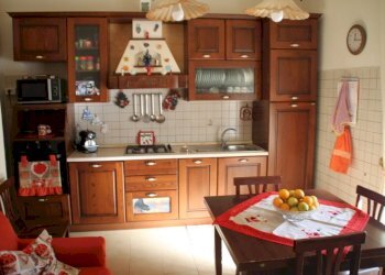 2.jpg - Four-room apartment Siracusa - photo 3