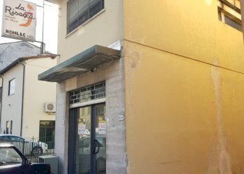 20191012_101601.jpg - Locale Commerciale Via Sarzanese 457, Lucca - foto 2
