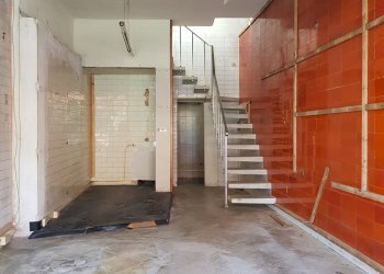 20191012_101618.jpg - Locale Commerciale Via Sarzanese 457, Lucca - foto 3
