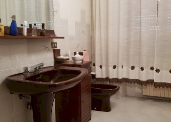 20190919_163725.jpg - Locale Commerciale Via Pesciatina, Lucca - foto 17