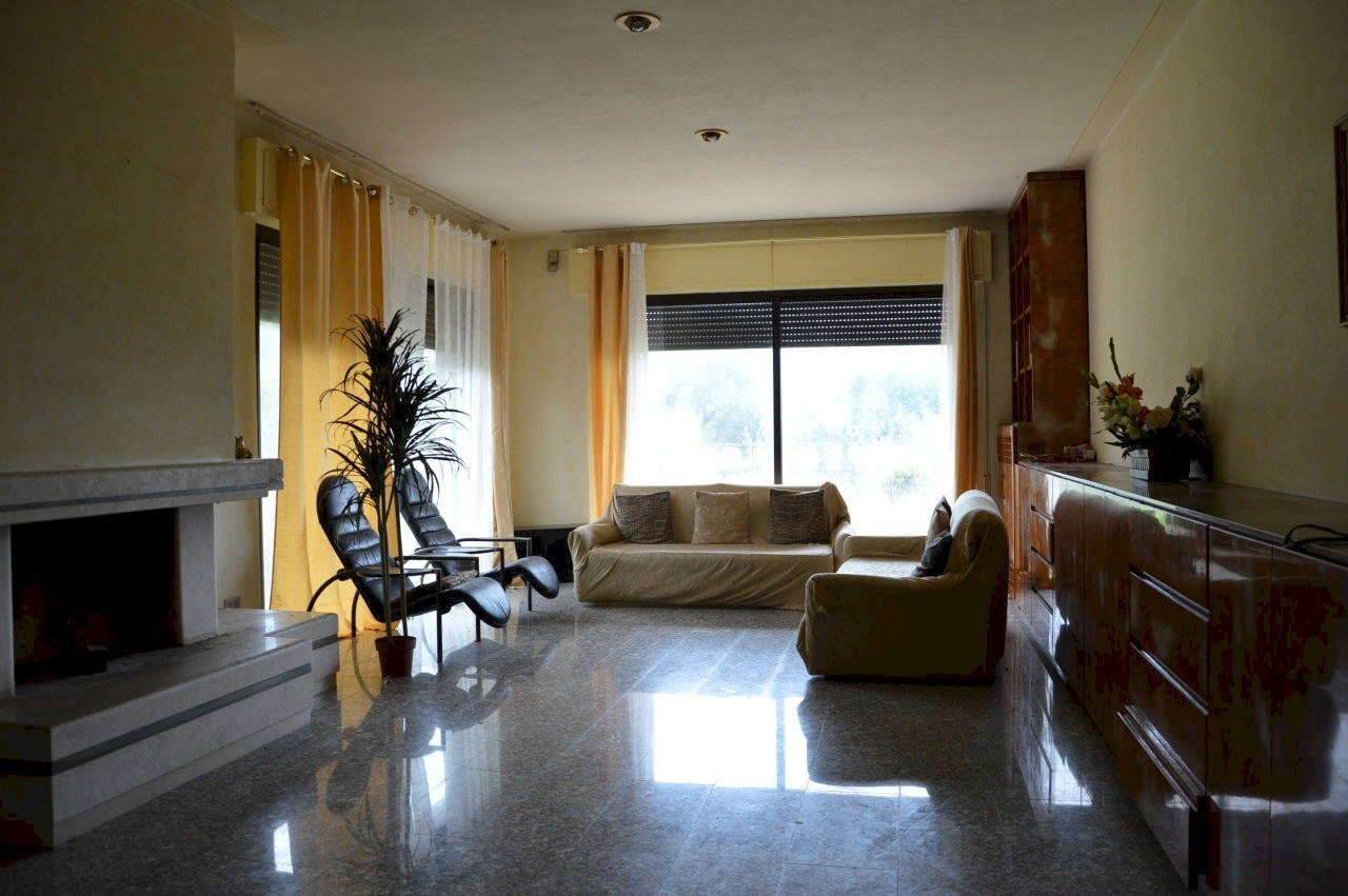 DSC_0003.JPG - Villa Via della Chiesa XXIV, Lucca - foto 2