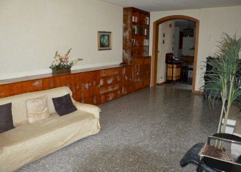 DSC_0008.JPG - Villa Via della Chiesa XXIV, Lucca - foto 5