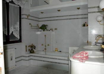 DSC_0042.JPG - Villa Via della Chiesa XXIV, Lucca - foto 25