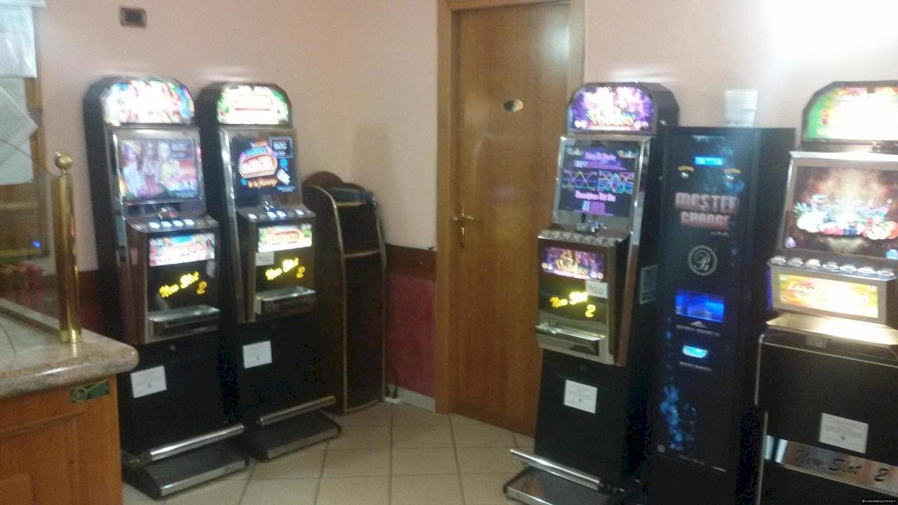 342 original 1462277774-1.jpg - Tabaccheria Strada Provinciale Romana, Lucca - foto 3