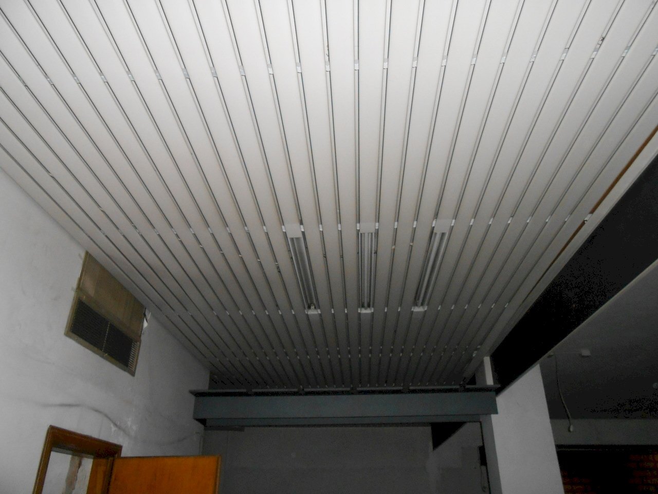 DSCN9544.JPG - Locale Commerciale Via Augusto Passaglia, Lucca - foto 1