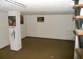 DSCN9552.JPG - Locale Commerciale Via Augusto Passaglia, Lucca - foto 10