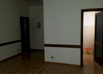 20150525_102428.jpg - Ufficio Viale G. Puccini, Lucca - foto 2