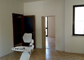 20150525_102452.jpg - Ufficio Viale G. Puccini, Lucca - foto 4