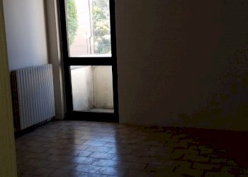 20150525_102508.jpg - Ufficio Viale G. Puccini, Lucca - foto 5