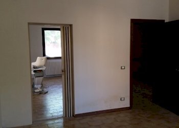 20150525_102520.jpg - Ufficio Viale G. Puccini, Lucca - foto 6