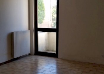 20150525_102729.jpg - Ufficio Viale G. Puccini, Lucca - foto 12