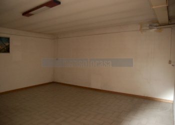 VANO LABORATORIO - Locale Commerciale Via Pieve di Campo 39A, Perugia - foto 6