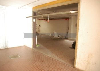 ACCESSO MAGAZZINO - Locale Commerciale Via Pieve di Campo 39A, Perugia - foto 14