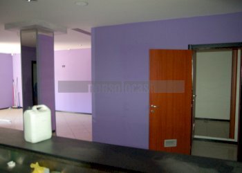 INTERNO - Locale Commerciale Via Tiberina Sud, Deruta - foto 9