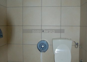 SERVIZIO - Locale Commerciale Via Tiberina Sud, Deruta - foto 12