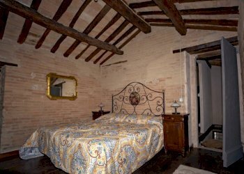 05 MONSAMPIETRO MORICO - Casa rurale in pietra e m - Rustico Monsampietro Morico - foto 6