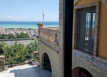 17  DI LEO IMMOBILIARE VENDE VILLA VISTA MARE A TO - Villa Tortoreto - foto 13