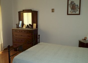 camera piano primo - Villa a Schiera via Sandro Pertini 84, San Fele - foto 8