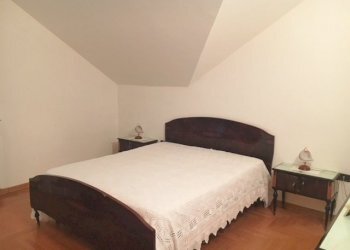 camera matrimoniale - Villa a Schiera via Sandro Pertini 84, San Fele - foto 10