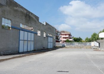 DSCF7696 (800x534).jpg - Locale Commerciale Colonnella - foto 10