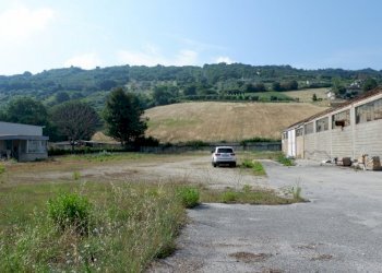 DSCF7695 (800x534).jpg - Locale Commerciale Colonnella - foto 12