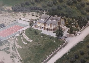 20170717_101505 (800x600).jpg - Casa indipendente Castorano - foto 27