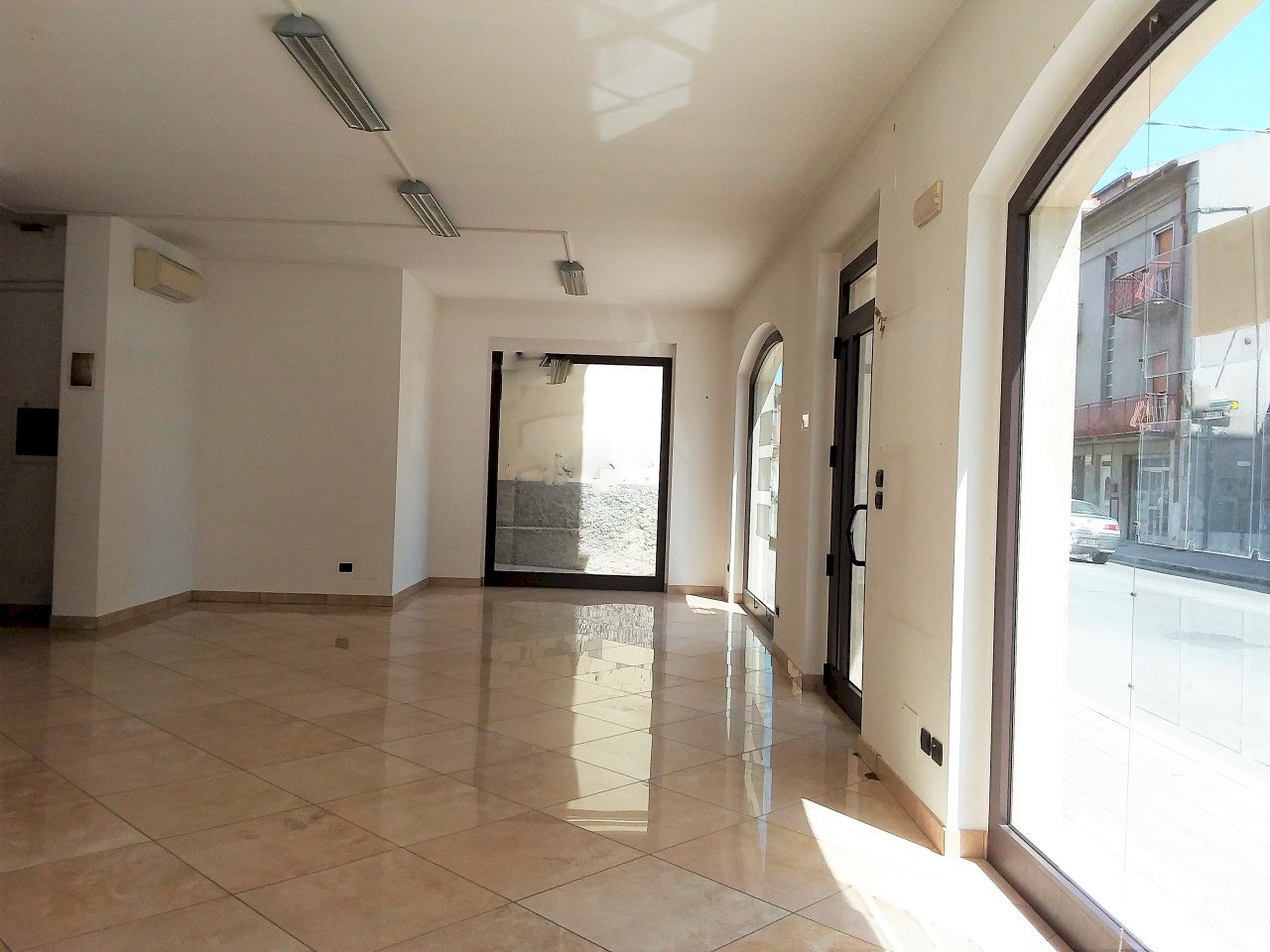20170804_141230.jpg - Commercial Premises San Benedetto del Tronto - photo 3