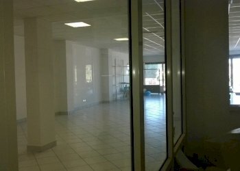 WP_20160705_17_11_47_Pro (800x449).jpg - Locale Commerciale Monteprandone - foto 1