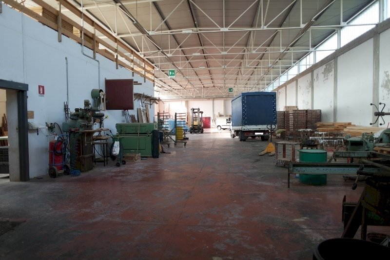 10273911 (800x533).jpg - Locale Commerciale statale 16, San Benedetto del Tronto - foto 2