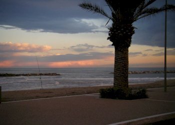 11 CUPRA MARITTIMA-AVVIATO STABILIMENTO BALNEARE V - Stabilimento balneare Cupra Marittima - foto 12